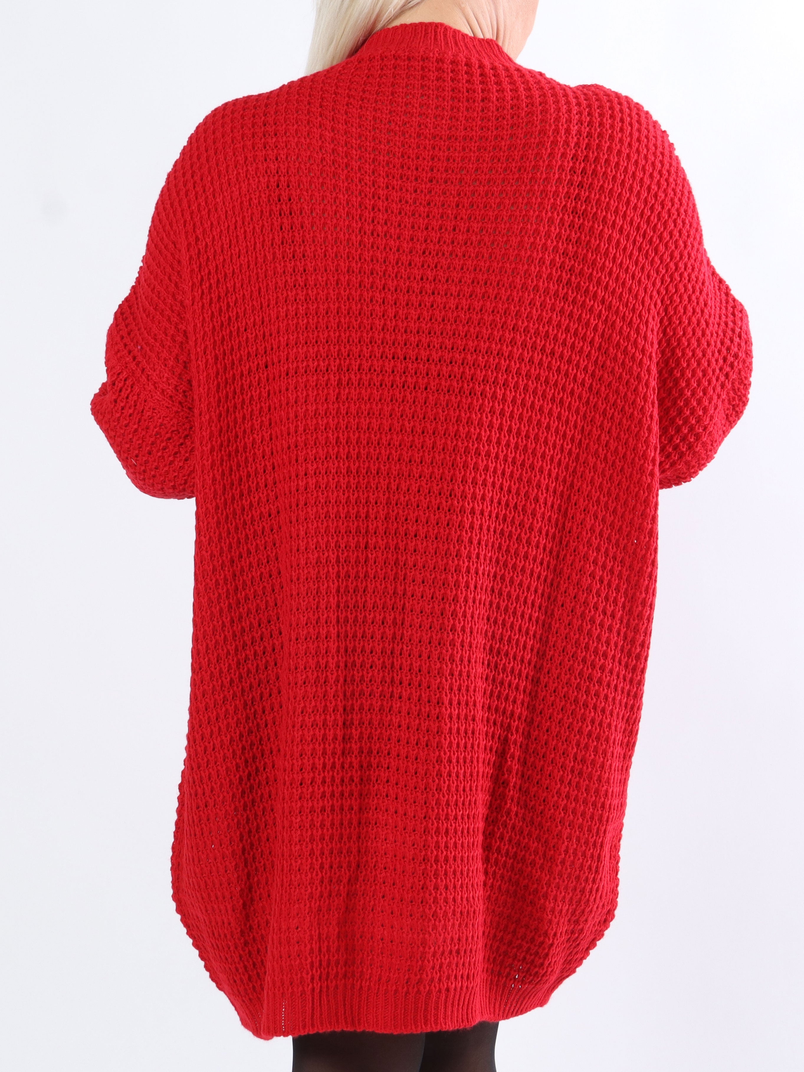 Lalisa - Plus size stickad klänning med kabelstickning och volanger